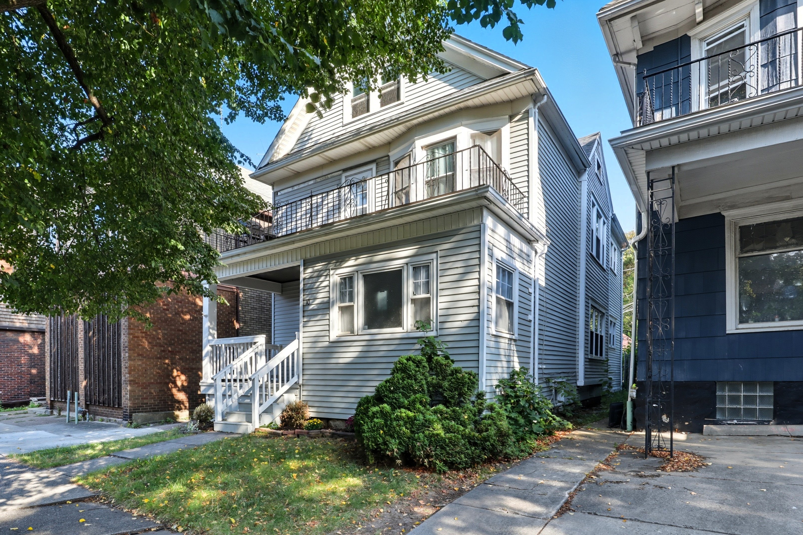 10 Russell Street Buffalo, NY 14214