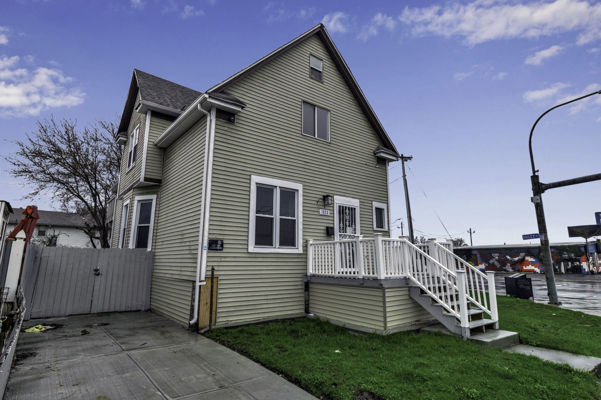 1523 Seneca Street Buffalo, NY 14210