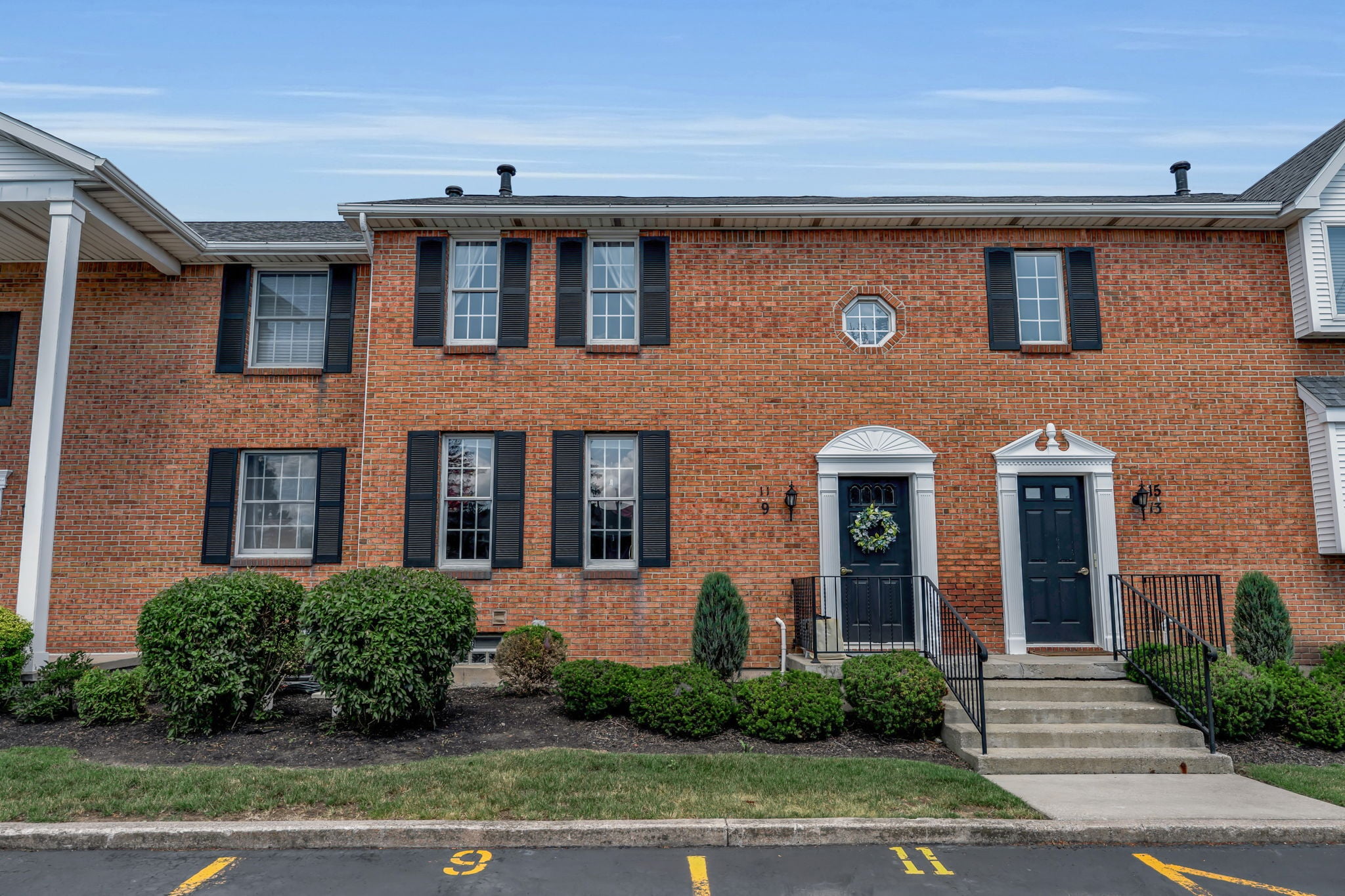 9 Tralee Ter, East Amherst, NY 14051